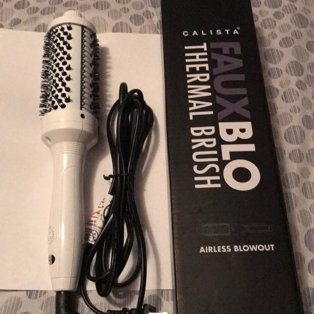 Calista Fauxblo thermal brush